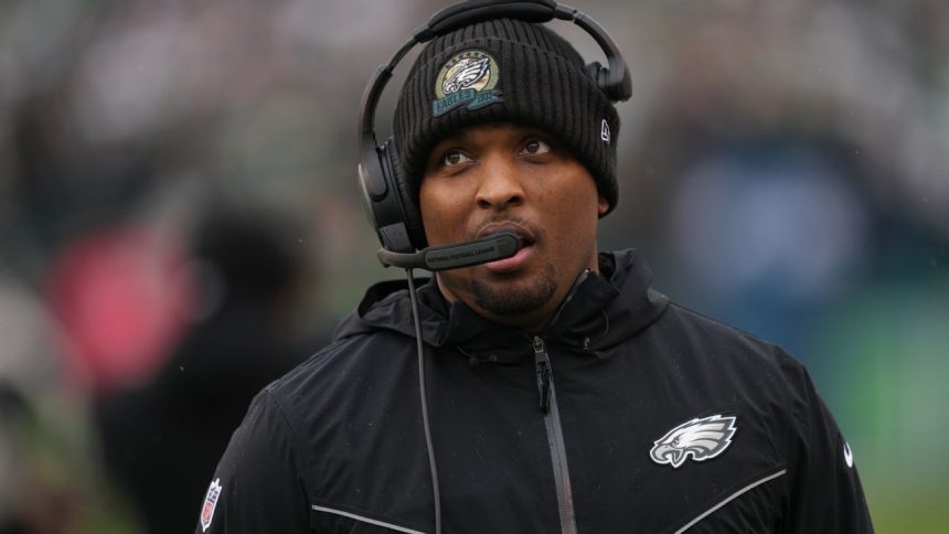 Sources: Johnson latest Eagles assistant ousted