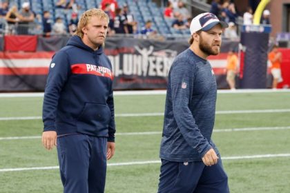 Sources: Pats offer Belichick sons chance to stay