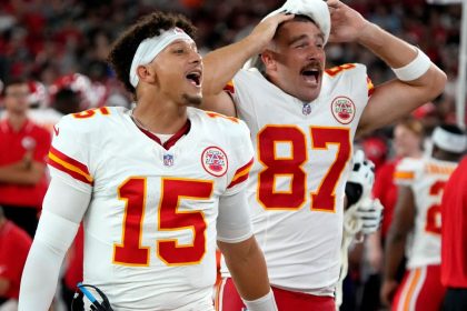 Tucker: Mahomes, Kelce exchange 'in good fun'