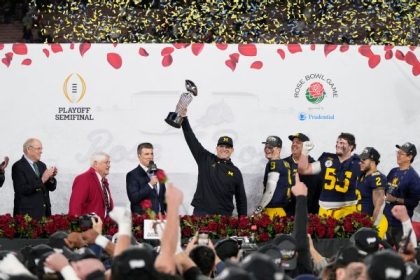 U-M overcomes miscues, Bama for CFP title berth