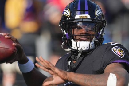 Who's starting and sitting for No. 1 seed Ravens and 49ers -- and why it matters