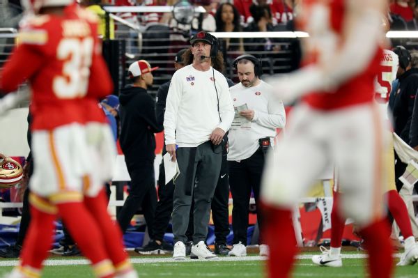 49ers left 'hurting'; Shanahan stands by coaching