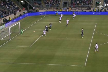 Julian Carranza's sweet header evens the score for the Philadelphia Union vs. Deportivo Saprissa