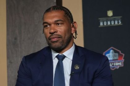 Panthers' Julius Peppers overcame 'skepticism' to reach HOF