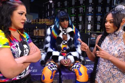 Bianca Belair isn’t here for Bayley, Naomi’s alliance on SmackDown | WWE on FOX