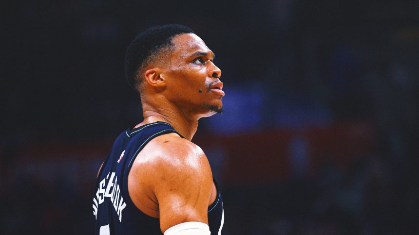 Clippers guard Russell Westbrook breaks left hand in first half against Wizards