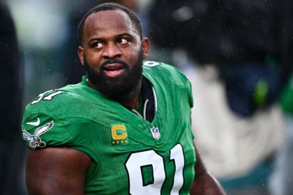 Eagles' Cox, 6-time Pro Bowler, retires from NFL