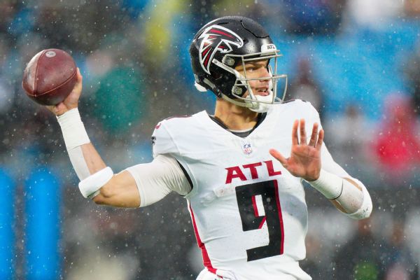Falcons deal QB Ridder to Cardinals for WR Moore