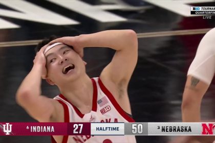 Keisei Tominaga buries a 3-pointer, capping off a 17-0 run to end the half vs. Indiana