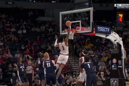 Kel'el Ware throws down a MONSTER one-handed slam to extend Indiana's lead over Penn State