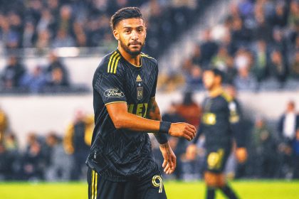 LAFC signs prolific goal-scorer Denis Bouanga to a 2-year contract extension through 2027