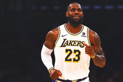 LeBron James becomes first player in NBA history to reach 40,000 career points