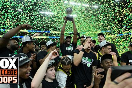 Oregon Ducks' trophy ceremony following 2024 PAC-12 Tournament championship win | CBB on FOX