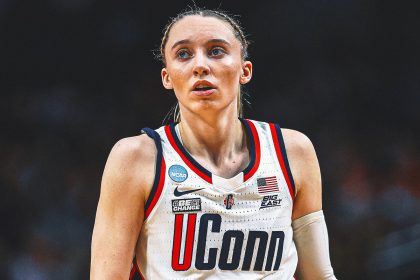 Paige Bueckers leads UConn women into 28th Elite Eight as Huskies hold off Duke