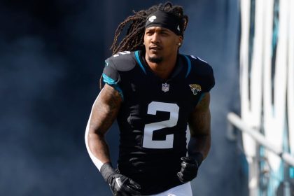 Seahawks, former Jags safety Jenkins reach deal