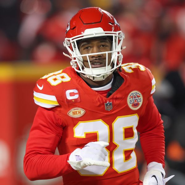 Sources: Chiefs to send star CB Sneed to Titans