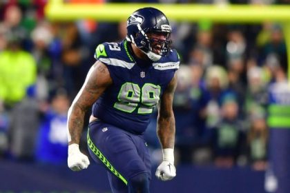 Sources: Seahawks to retain DL Williams, TE Fant