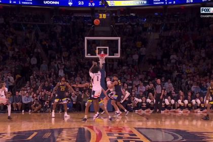 UConn's Tristen Newton drains a NASTY step back 3-pointer to grab lead going into halftime vs. Marquette