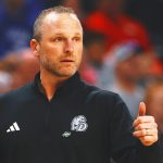 West Virginia hires Drake's Darian DeVries as next men's basketball coach