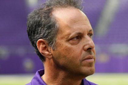 Wilf, Vikes eye playoff contention amid QB change