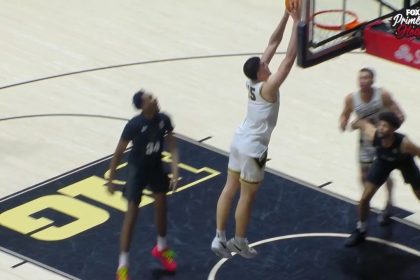 Zach Edey throws down a NASTY jam to help Purdue extend lead over Michigan State