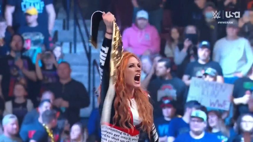Becky Lynch wins WWE Women’s World Title in Battle Royal, becomes 7x World Champion
