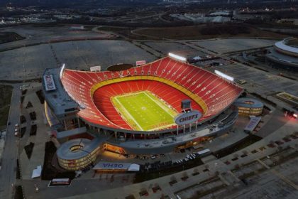 Chiefs to eye stadium options beyond Arrowhead