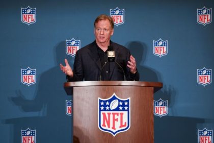 Goodell mulls 18 games, SB on long weekend