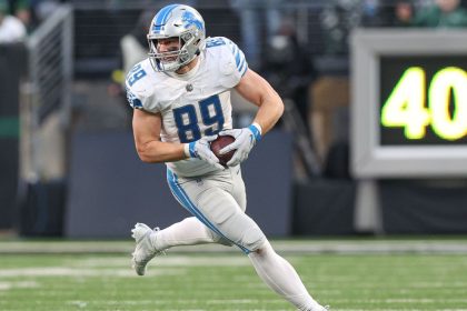 Lions match 49ers' offer sheet for TE Wright