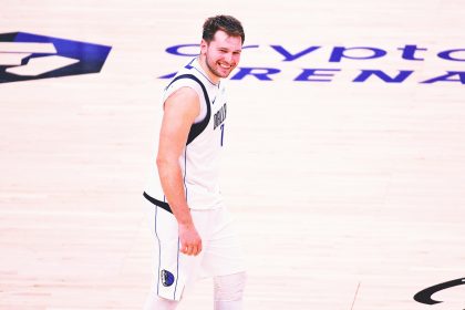 Luka Dončić, Kyrie Irving lead Mavericks over Clippers 96-93 to tie series as Kawhi Leonard returns