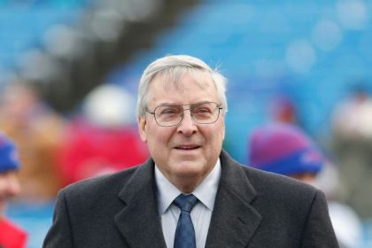 Pegula explores sale of minority stake in Bills