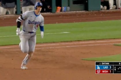 Shohei Ohtani smashes a solo home run, extending the Dodgers' lead vs. the Nationals