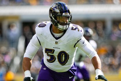 Van Noy returns to Ravens after best sack season