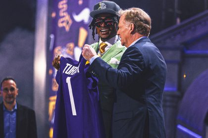 Vikings first-round haul didn't fit script, but Minnesota got immense value