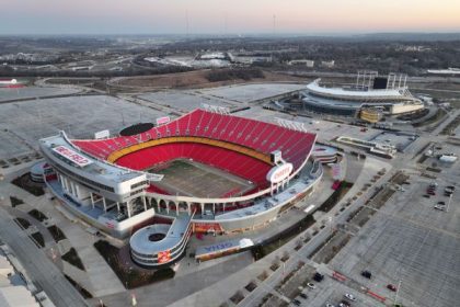 Voters reject stadium tax for Royals and Chiefs