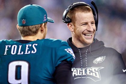 Wentz says Foles' past words sold him on Chiefs