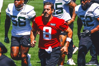 Aaron Rodgers is 'doing everything' at practice in return from Achilles injury