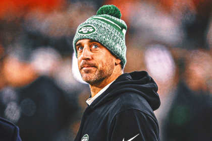 Aaron Rodgers on Jets playing in 6 prime-time games in 2024: 'I love it'