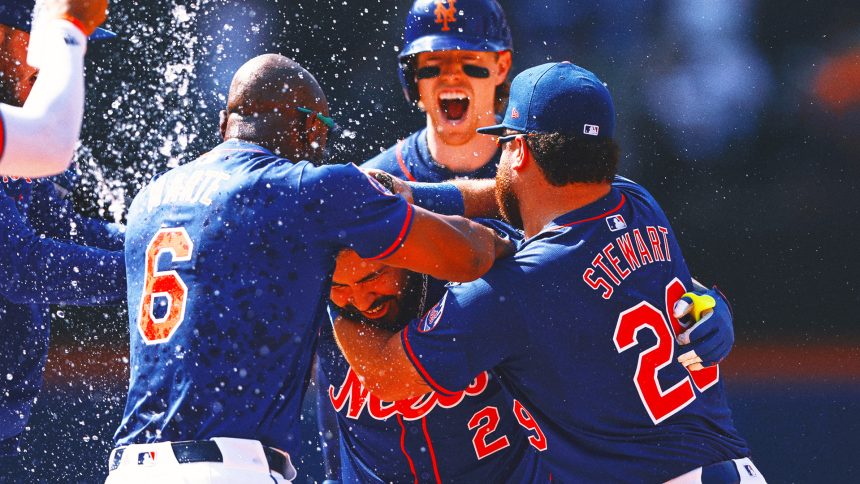 Mets prove they're 'not out of it' in rally vs. Giants, but the clock is ticking