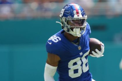 Slayton joins Giants' OTAs after contract adjusted