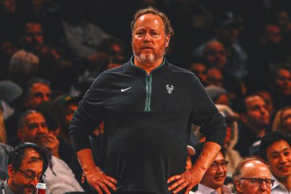 Suns reportedly plan to hire Bucks' Mike Budenholzer as next head coach