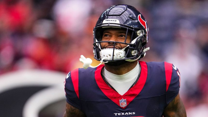 Texans, WR Collins agree to $72.75M extension