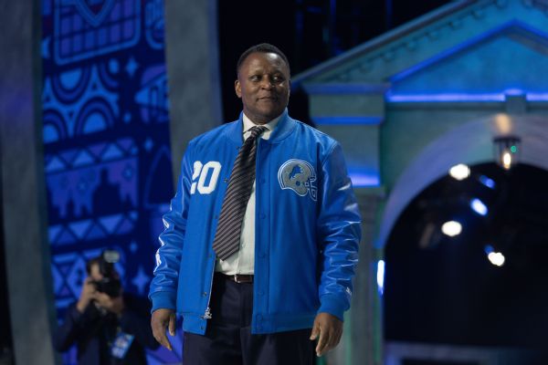 Barry Sanders reveals heart-related health scare