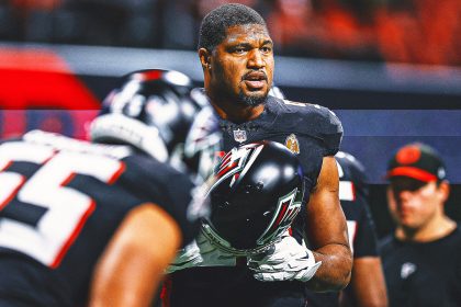 Calais Campbell reportedly signing with Dolphins for 17th NFL season