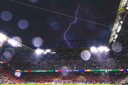 Euro 2024: Germany vs. Denmark interrupted by dazzling lightning storm