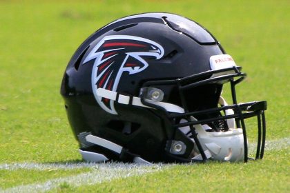 Falcons forfeit pick for tampering; Eagles cleared