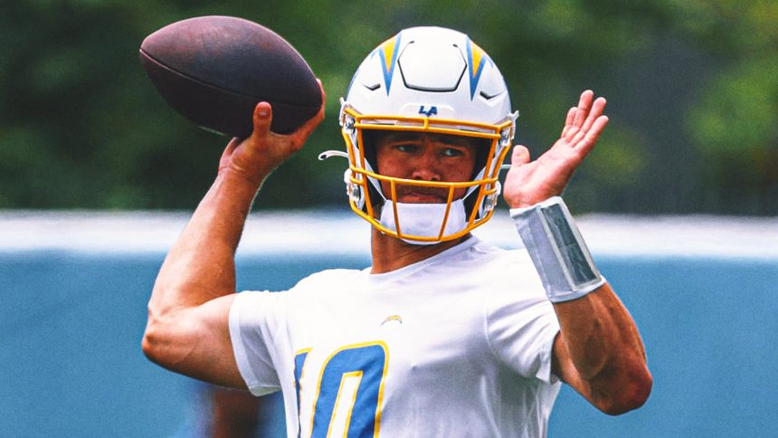 Justin Herbert takes learning new Chargers offense in stride, praises Jim Harbaugh