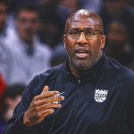 Kings reportedly agree to contract extension with coach Mike Brown