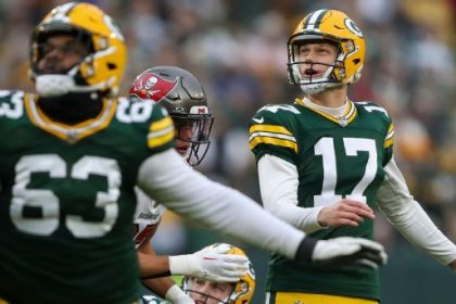 Packers' Anders Carlson heads toward training camp in a three-way kicker competition