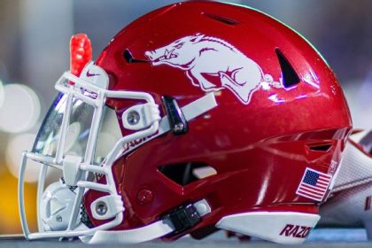 Arkansas, Pittman land four-star OLB Wallace